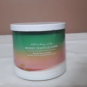 Bath And Body Candle Berry Waffle Cone